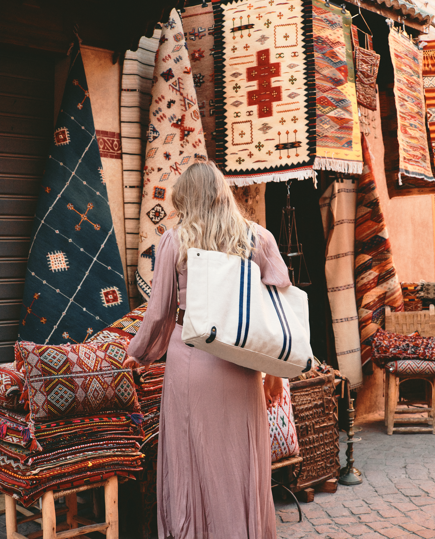 Naia Tote Bag and Washbag Travel Set